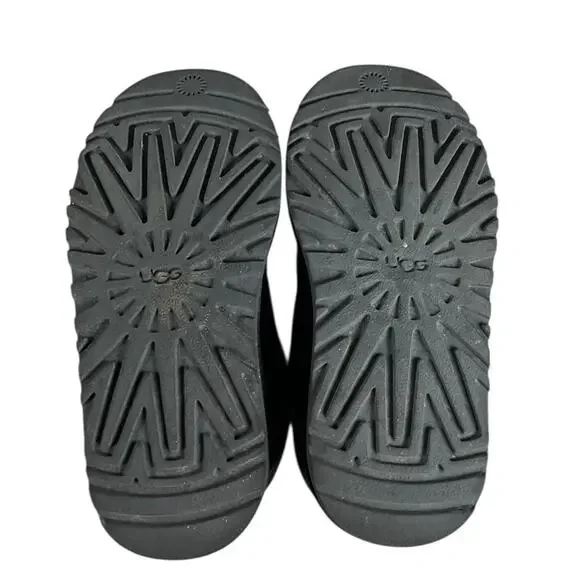 UGG Kids Classic Mini Button Boots Black Suede Size 12 Youth Winter/Fall Short - Picture 9 of 9